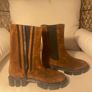 Free people chunky Chelsea platform ankle boot bootie size 40 size 9 womens